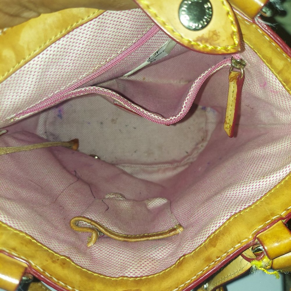 Dooney n Bourke